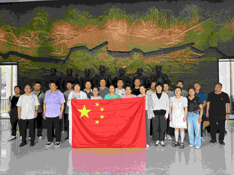 “红色足迹 追忆初心”——122cc太阳集成游戏电气联合共建党总支开展主题党建活动