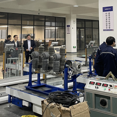 国网浙江乐清市供电有限公司总司理李建宇一行莅临122cc太阳集成游戏电气集团调研